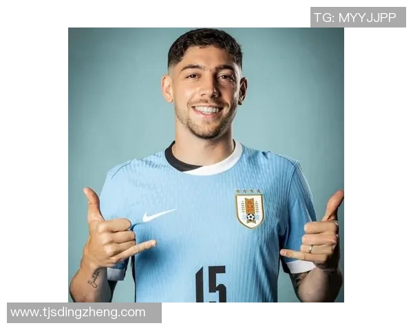 港台足球明星的风采与成就盘点他们如何在绿茵场上闪耀光芒 港台足球明星的风采与成就盘点他们如何在绿茵场上闪耀光芒