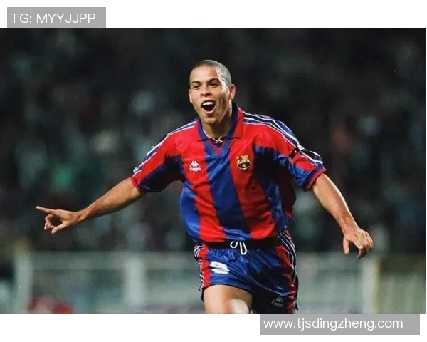 退役足球明星名字大全及其辉煌成就回顾与影响力分析 退役足球明星名字大全及其辉煌成就回顾与影响力分析